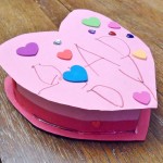 Heart Box for Daddy: Make a heart shaped box from a recycled cereal box. Fun project for kids. Valentines for kids.